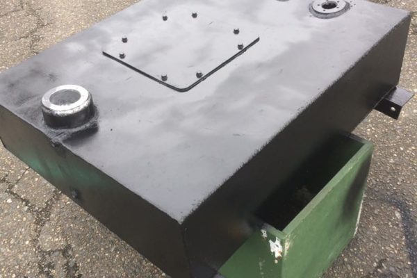 fuel tank outside hoist
